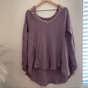 Shoulder cut out sweater